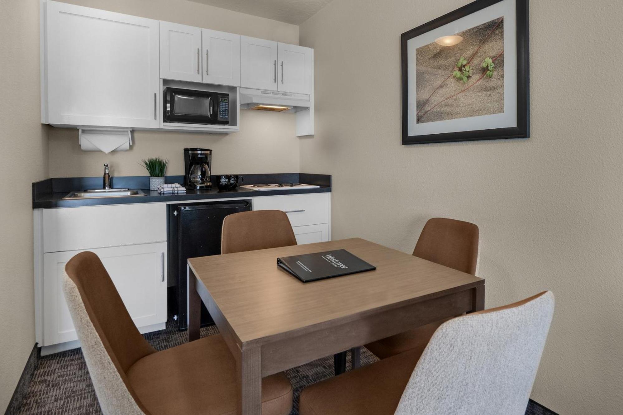 Pelican Shores Inn مدينة لينكولن المظهر الخارجي الصورة