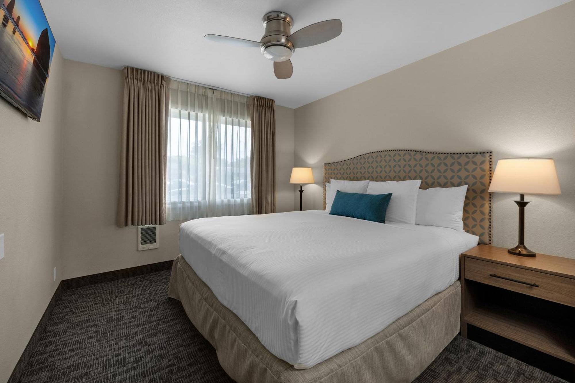 Pelican Shores Inn مدينة لينكولن المظهر الخارجي الصورة